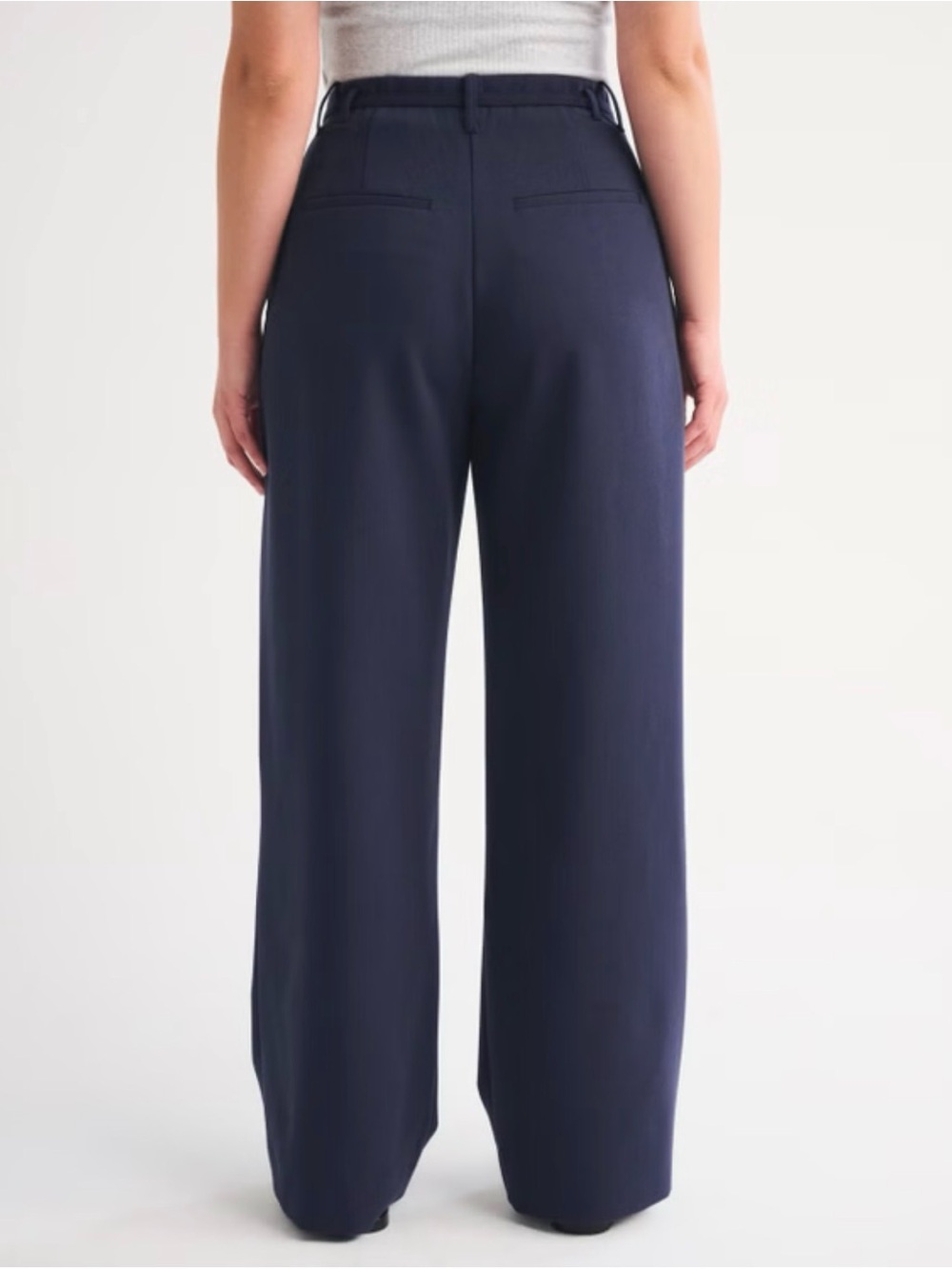Abercrombie & fitch Sloane wide-leg trousers with a tailored fit 30/10